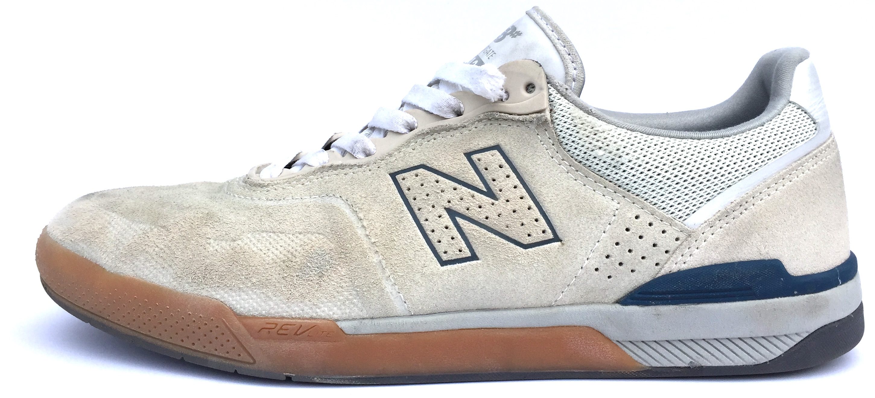 how do new balance numeric fit