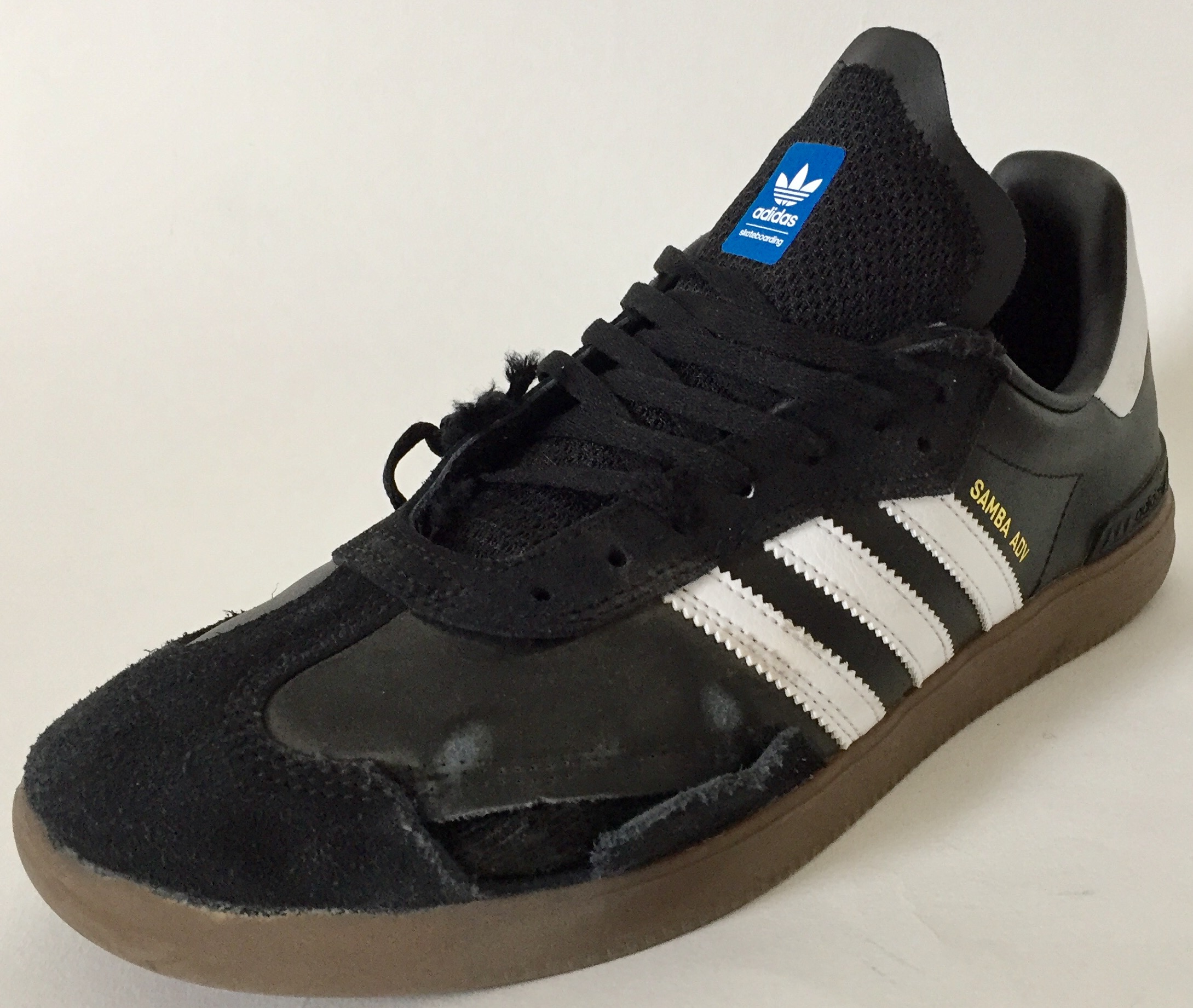 how do adidas sambas fit